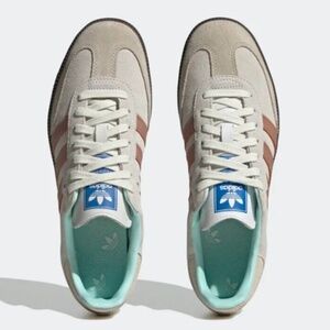 New Adidas Samba OG Clay Strata - Woman's 8
